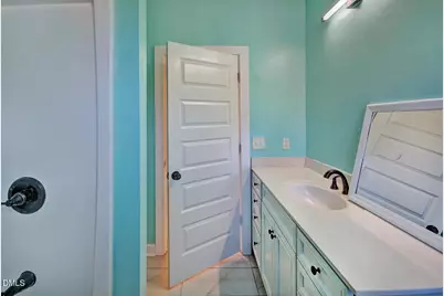 909 E Morehead Street, Burlington, NC 27215 - Photo 10