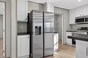 341 Pine Oak, Cameron, NC 28326 - Photo 4