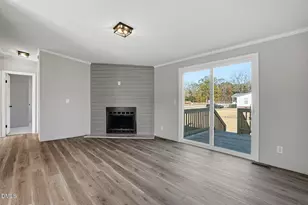 209 Huck Finn Ct, Hope Mills, NC 28348 - Photo 14