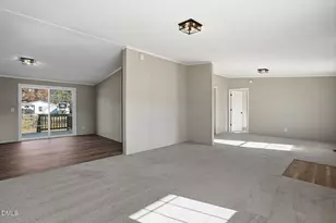 209 Huck Finn Ct, Hope Mills, NC 28348 - Photo 8