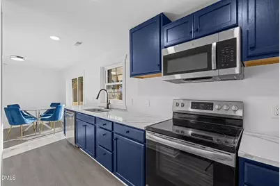 2710 Academy Street, Sanford, NC 27332 - Photo 6