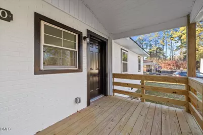 2710 Academy Street, Sanford, NC 27332 - Photo 2