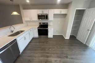 1007 Peony Ln, Youngsville, NC 27596 - Photo 4