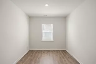 360 Hanging Elm Ln, Fuquay Varina, NC 27526 - Photo 6