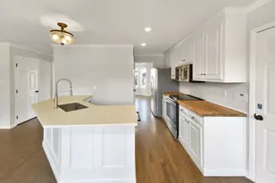 1005 Tyler Farms Dr, Raleigh, NC 27603 - Photo 2