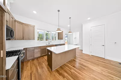 2526 Prince Drive, Raleigh, NC 27606 - Photo 6