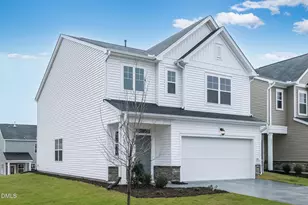 929 Glowing Star Ln, Angier, NC 27501 - Photo 4