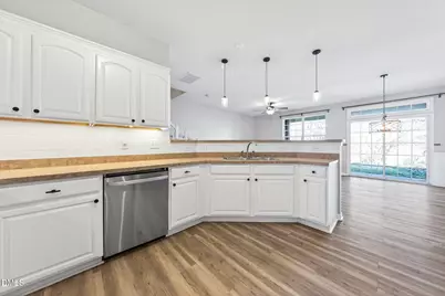 318 Longchamp Lane, Cary, NC 27519 - Photo 10