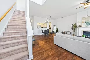 210 Anniston Ct, Cary, NC 27519 - Photo 4