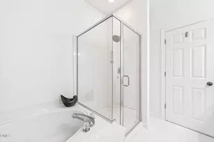 210 Anniston Ct, Cary, NC 27519 - Photo 24