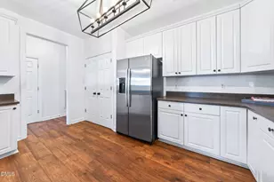 210 Anniston Ct, Cary, NC 27519 - Photo 18