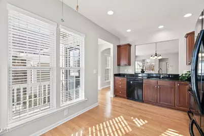 727 Hornchurch Loop, Cary, NC 27519 - Photo 4