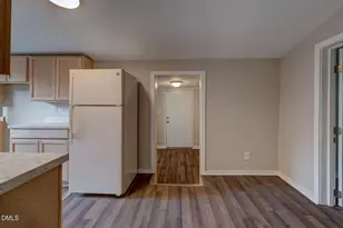 401 Prince Dr, Holly Springs, NC 27540 - Photo 8