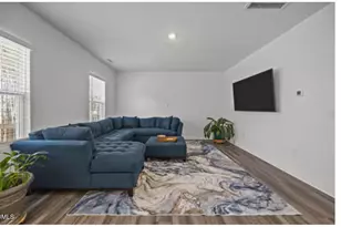 78 Glencoe Ln, Zebulon, NC 27597 - Photo 4