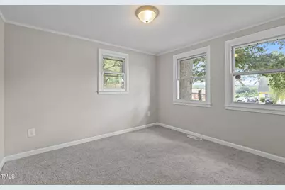 921 E Club Boulevard, Durham, NC 27704 - Photo 16