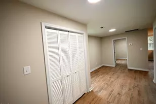 636 Flint St, Henderson, NC 27536 - Photo 12