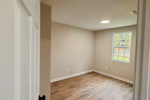 636 Flint St, Henderson, NC 27536 - Photo 14