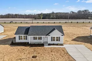 104 Dees Mdw Ln, Fremont, NC 27830 - Photo 2