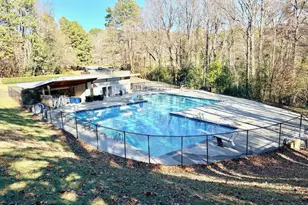 3132 Westbury Dr, Raleigh, NC 27607 - Photo 2