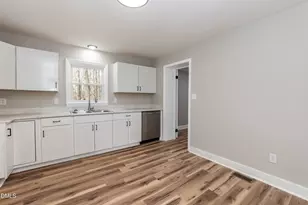 802 Roanoke Ave, Henderson, NC 27536 - Photo 8
