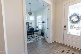 425 Warm Wind Dr, Clayton, NC 27527 - Photo 4