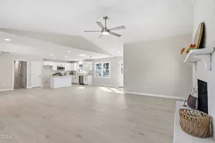 328 Smith Dr, Durham, NC 27712 - Photo 6