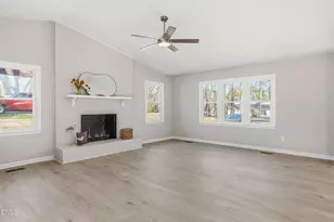 328 Smith Dr, Durham, NC 27712 - Photo 4