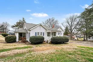 105 Elm St, Haw River, NC 27258 - Photo 4