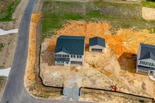 19 Osgood St, Angier, NC 27501 - Photo 4