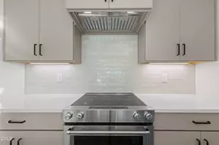 512 Gordon St, Durham, NC 27701 - Photo 8