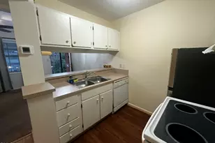 807 W Trinity Ave, Durham, NC 27701 - Photo 8