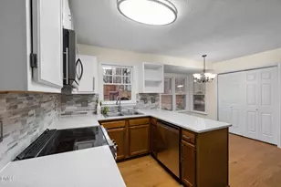 709 Grandview Dr, Durham, NC 27703 - Photo 16