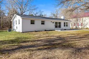 5525 Glenoaks Dr, Durham, NC 27712 - Photo 4