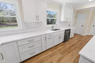 5525 Glenoaks Dr, Durham, NC 27712 - Photo 14