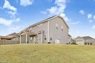 281 E Webber Ln, Clayton, NC 27527 - Photo 4