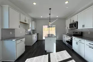 156 Shenandoah Ct, Clayton, NC 27520 - Photo 2