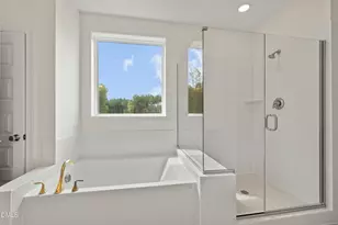 134 W Victoria Rdg Dr, Selma, NC 27576 - Photo 16