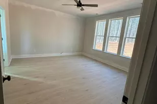 134 W Victoria Rdg Dr, Selma, NC 27576 - Photo 10