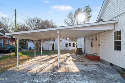 213 W Parrish Drive, Benson, NC 27504 - Photo 34