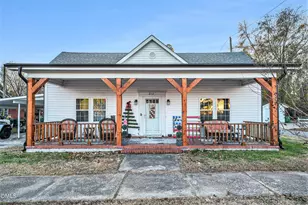 213 W Parrish Dr, Benson, NC 27504 - Photo 1