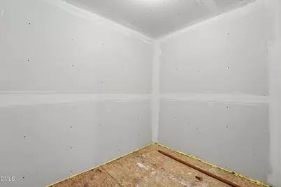 213 W Parrish Drive, Benson, NC 27504 - Photo 28