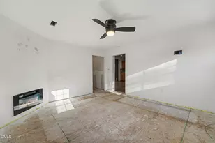 213 W Parrish Dr, Benson, NC 27504 - Photo 20