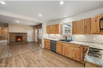 213 W Parrish Drive, Benson, NC 27504 - Photo 14