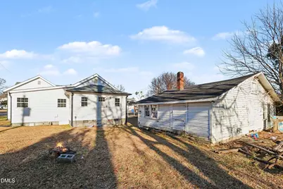 213 W Parrish Drive, Benson, NC 27504 - Photo 36