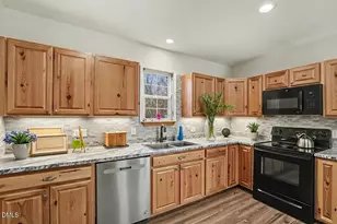 213 W Parrish Dr, Benson, NC 27504 - Photo 12