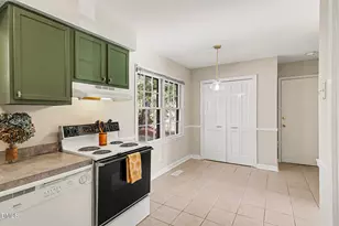 507 Queen Guenevere Trail, Garner, NC 27529 - Photo 10