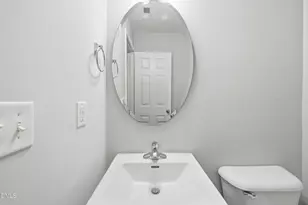 229 Georgetowne Dr, Clayton, NC 27527 - Photo 4