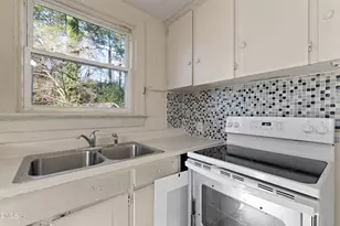 1205 Watauga St, Raleigh, NC 27604 - Photo 10