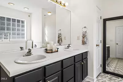 6733 Oviedo Drive, Raleigh, NC 27603 - Photo 18