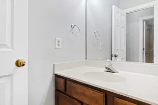 137 Gold Meadow Dr, Cary, NC 27513 - Photo 32